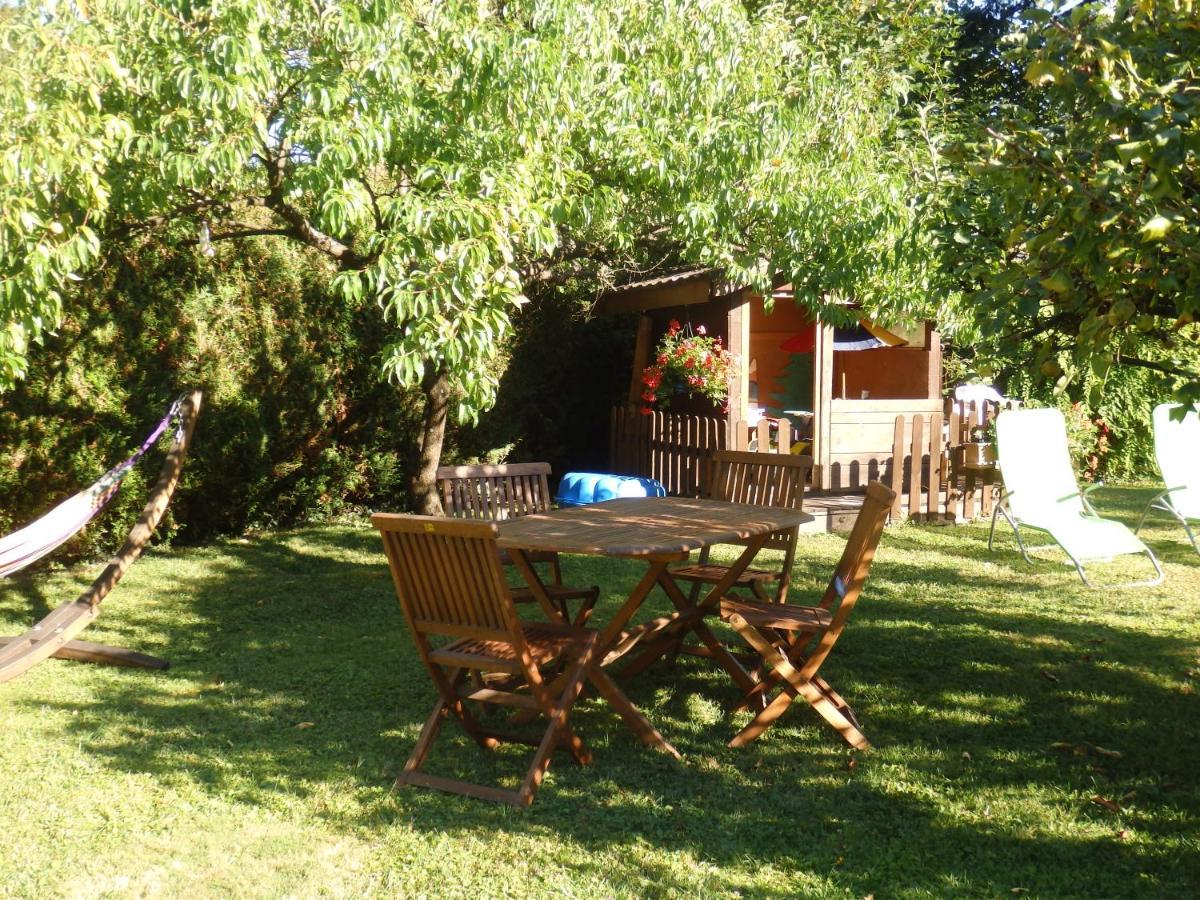 Bed and Breakfast Au Coeur Des Alpes Marignier Exterior foto